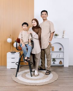 Studio Foto Keluarga Majalengka Elegan